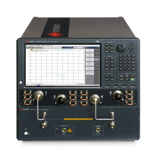 N5222B PNA 微波网络分析仪，900 Hz/10 MHz 至 26.5 GHz
